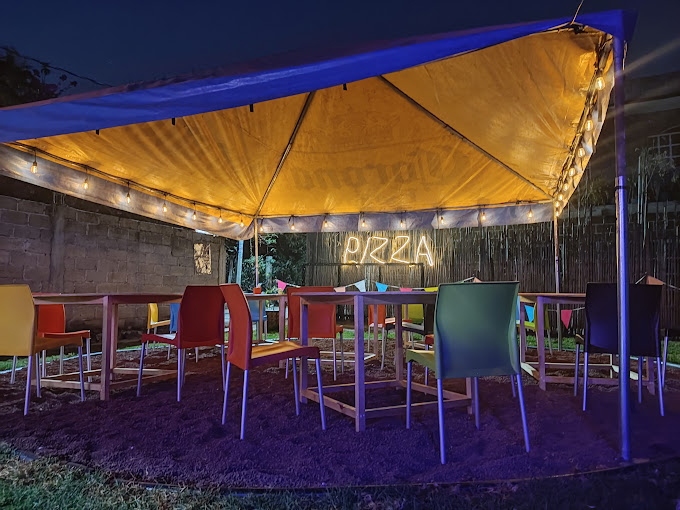 Pizzas_en_el_centro__Witzy_MALINALCO